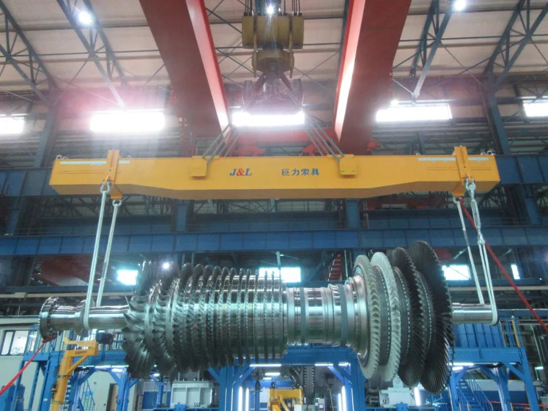 Juli rigging helped the first domestic HA class heavy gas turbine roll off the production line