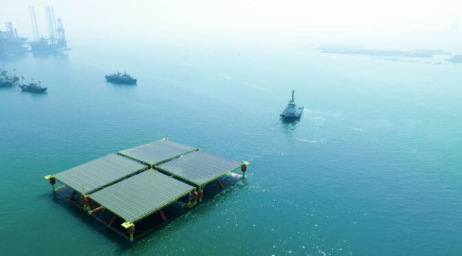 Juli Rigging Helps Build First Semi-Submersible Floating Photovoltaic Power Generation Platform