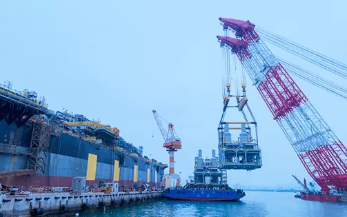 Juli rigging helps CIMC Raffles FPSO 3669 tons, 2960 tons, 2766 tons of modules successfully lift!